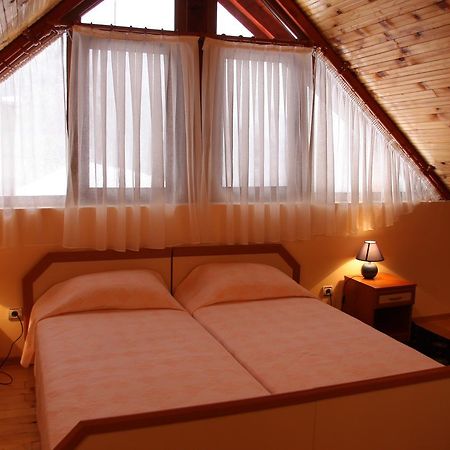Kovanlika Hotel Разград Екстериор снимка